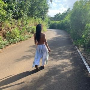 Meet your Posher, Julie-ann t.